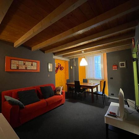 Rainbow House Apartment Intra Luaran gambar